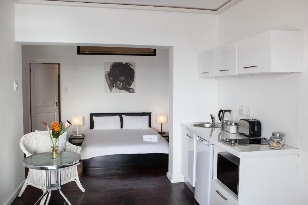 8 On Upper Bloem Apartment เคปทาวน์ ภายนอก รูปภาพ