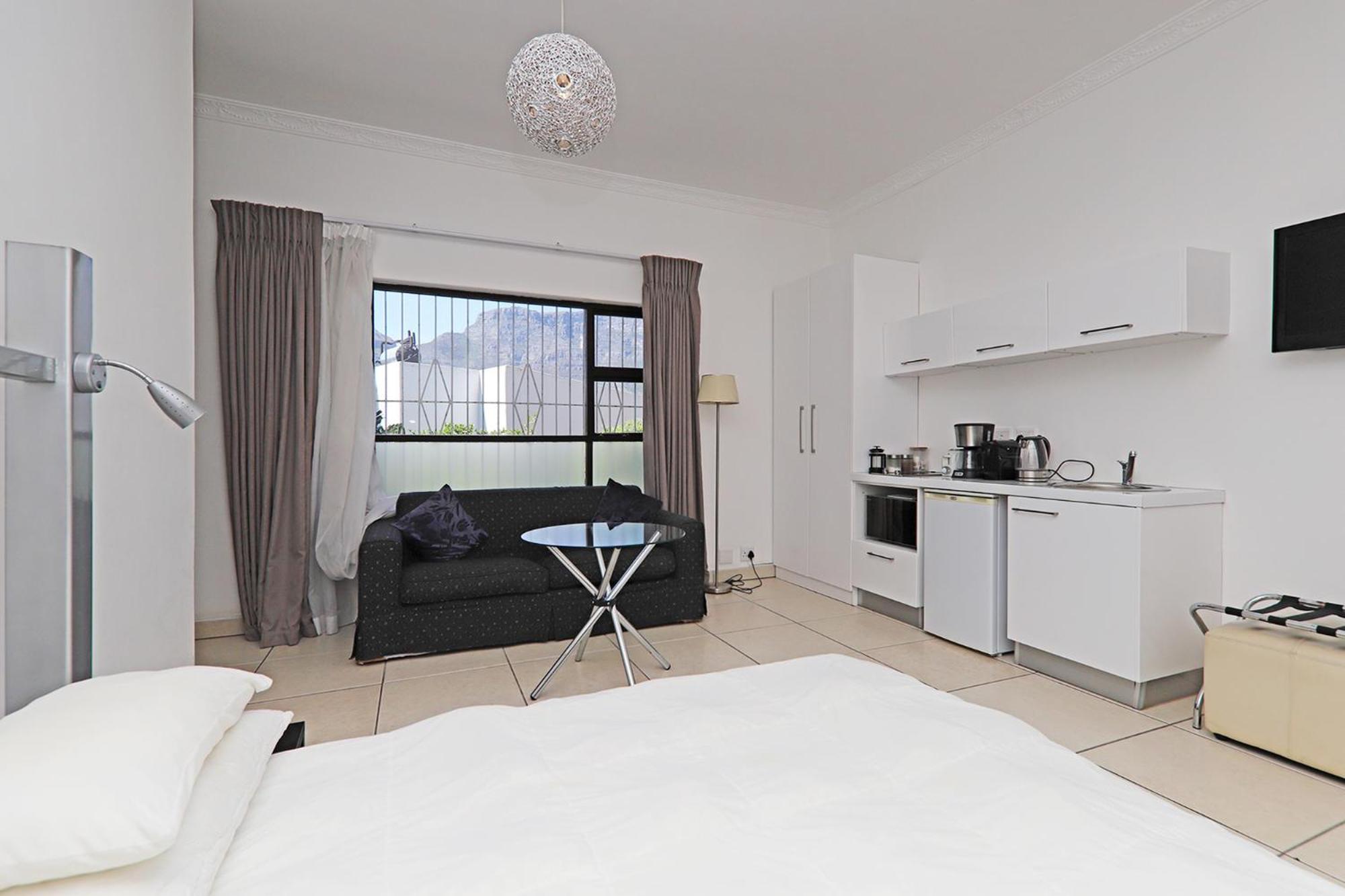 8 On Upper Bloem Apartment เคปทาวน์ ภายนอก รูปภาพ