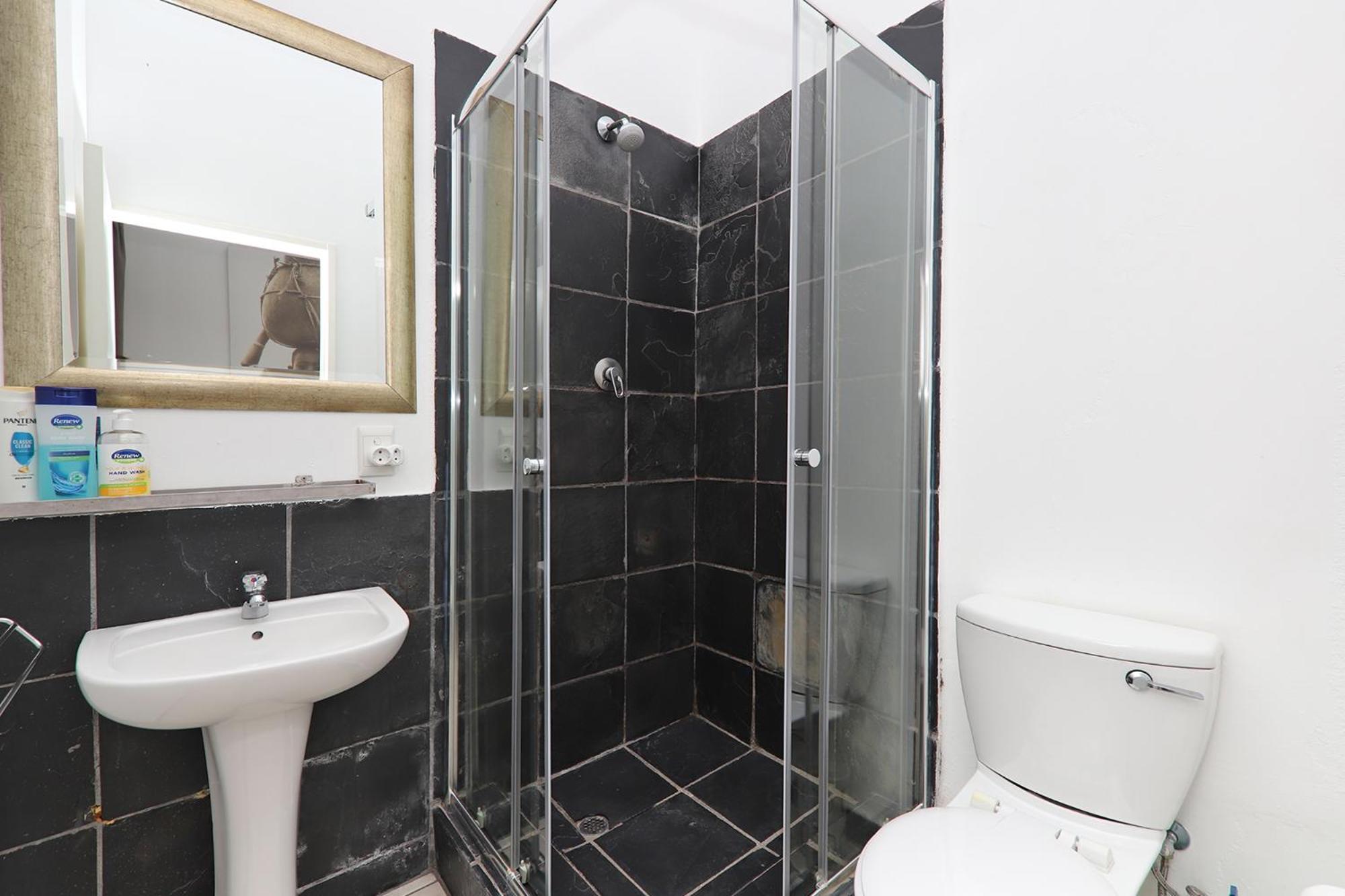 8 On Upper Bloem Apartment เคปทาวน์ ภายนอก รูปภาพ